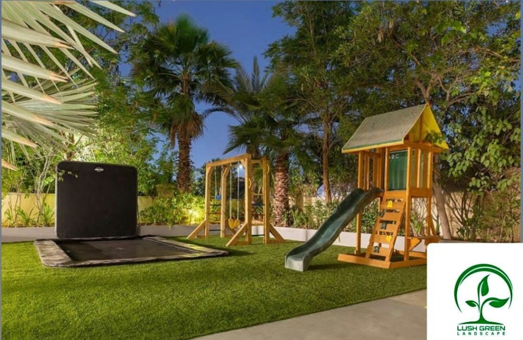 Family garden & play area